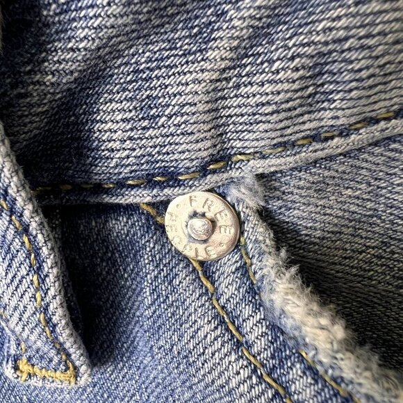 We the Free Jeans Womens Size 27 Light Wash Dylan High Rise Distressed Cropped - Picture 13 of 16